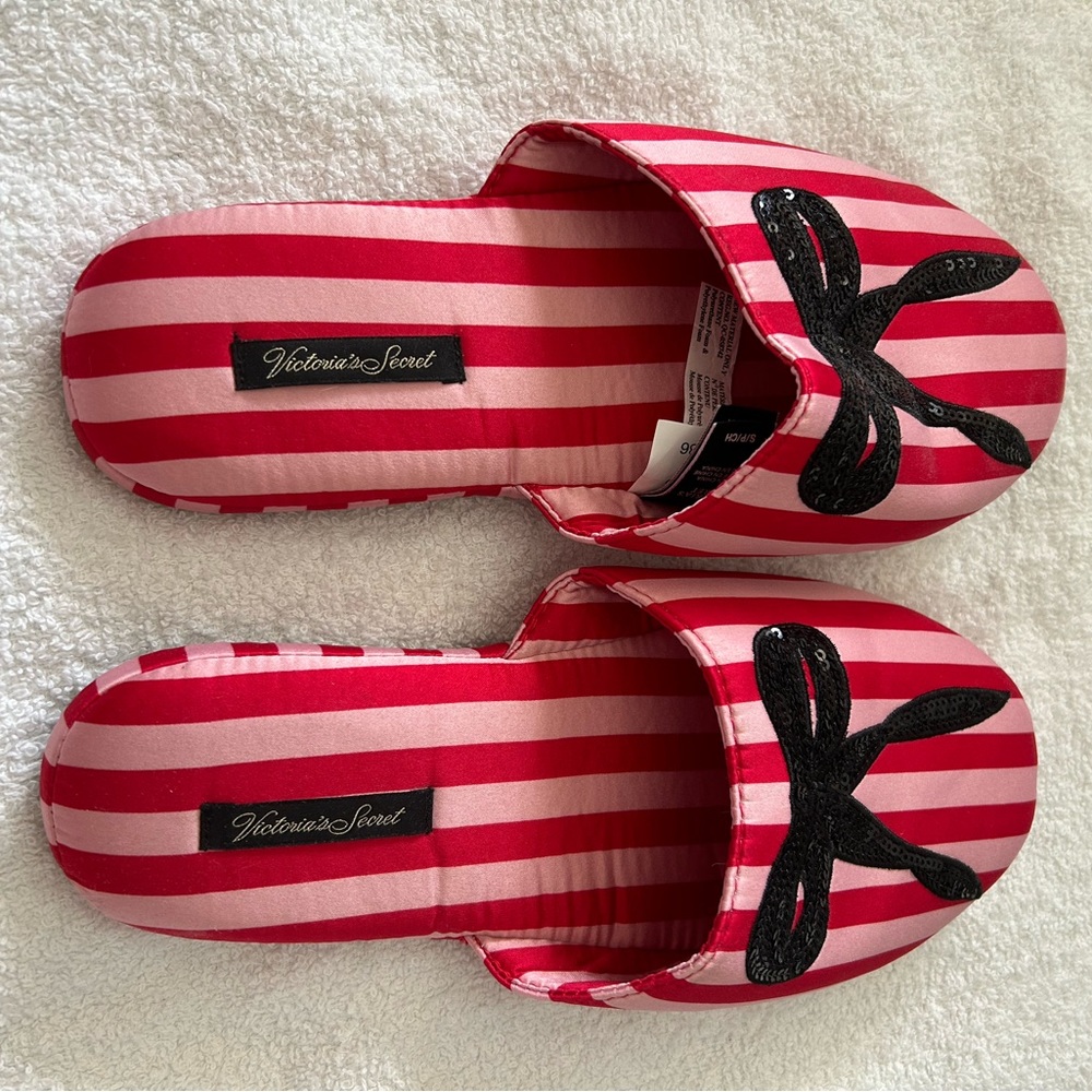 NWOT VS Slippers w/ Sequins!